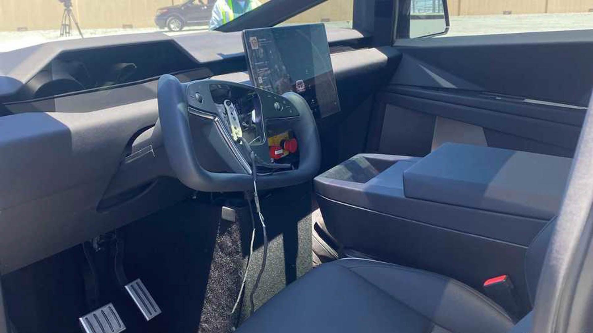 New Interior Pics Show The Tesla Cybertruck Has A Separate Gauge