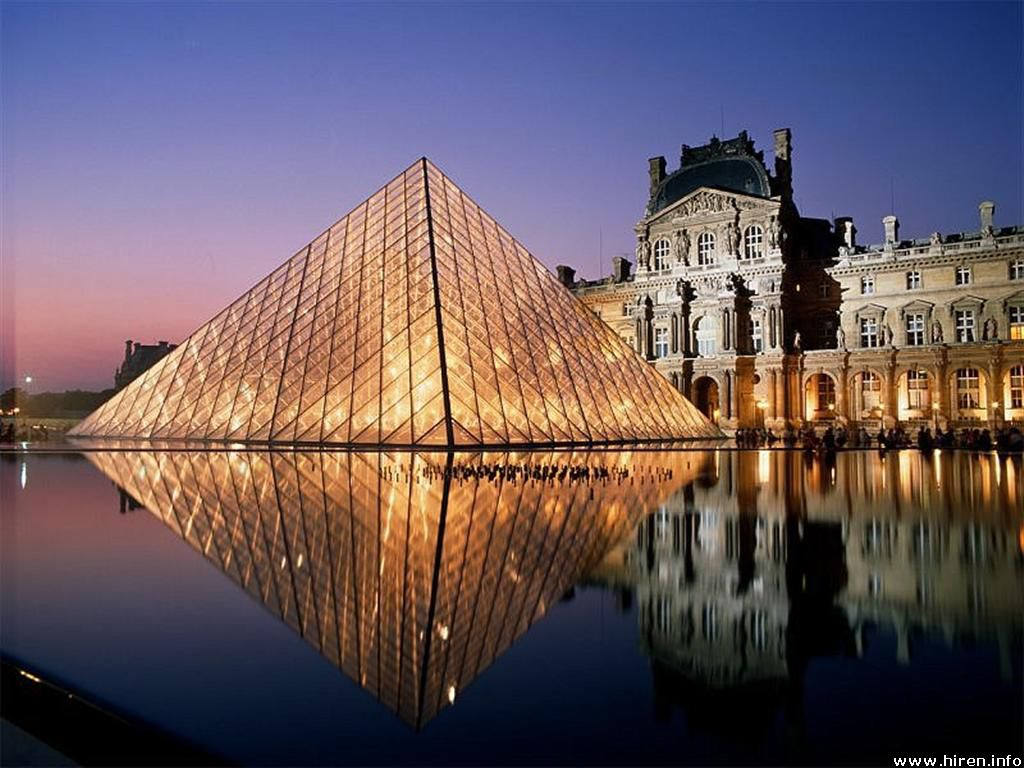 T L Chargez Le Wallpaper Louvre Pyramide Paris Disponible