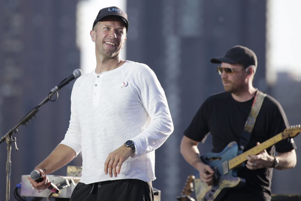 Coldplay Bts Join Forces For New Single My Universe Upi