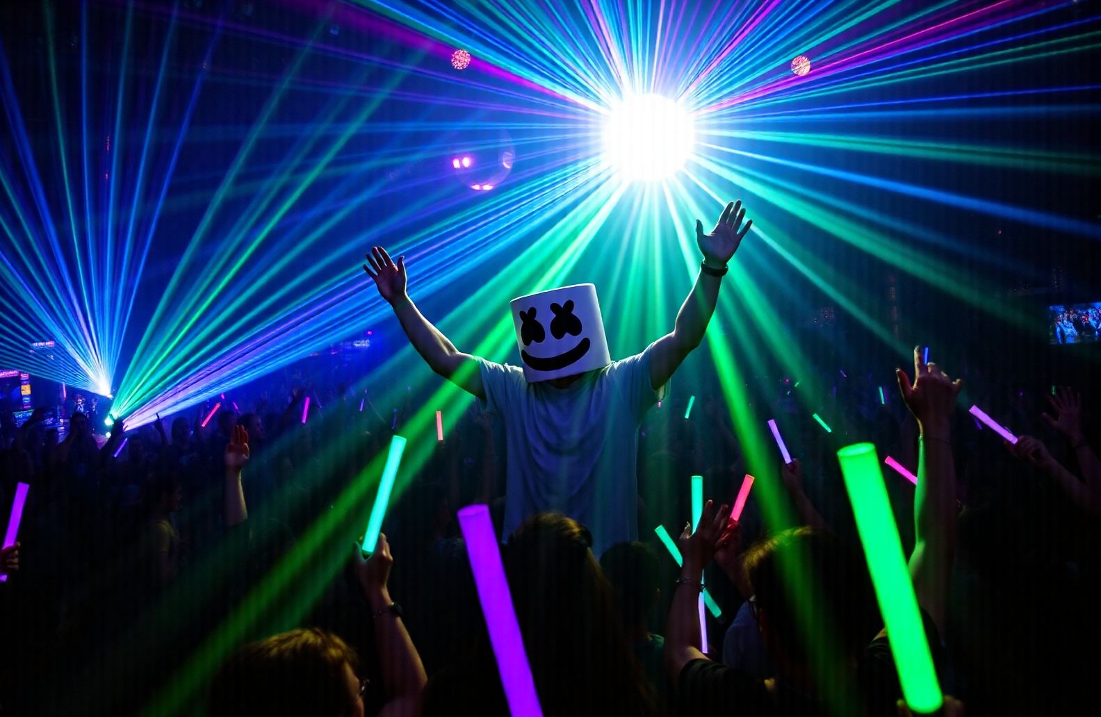 Dj Marshmello Wallpaper