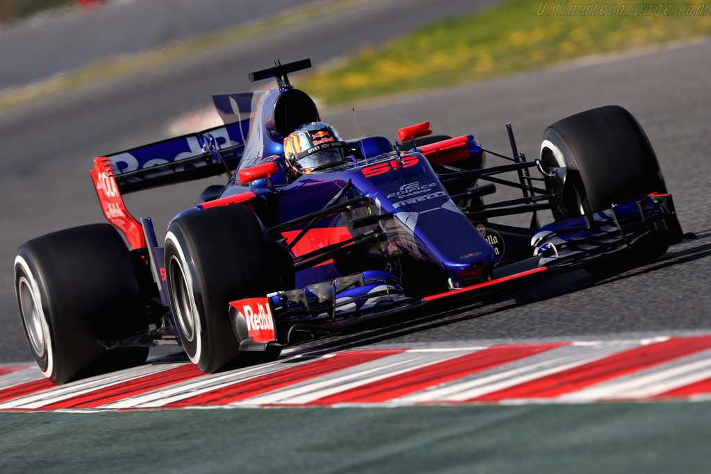 Toro Rosso Str12 Renault Image Specifications And