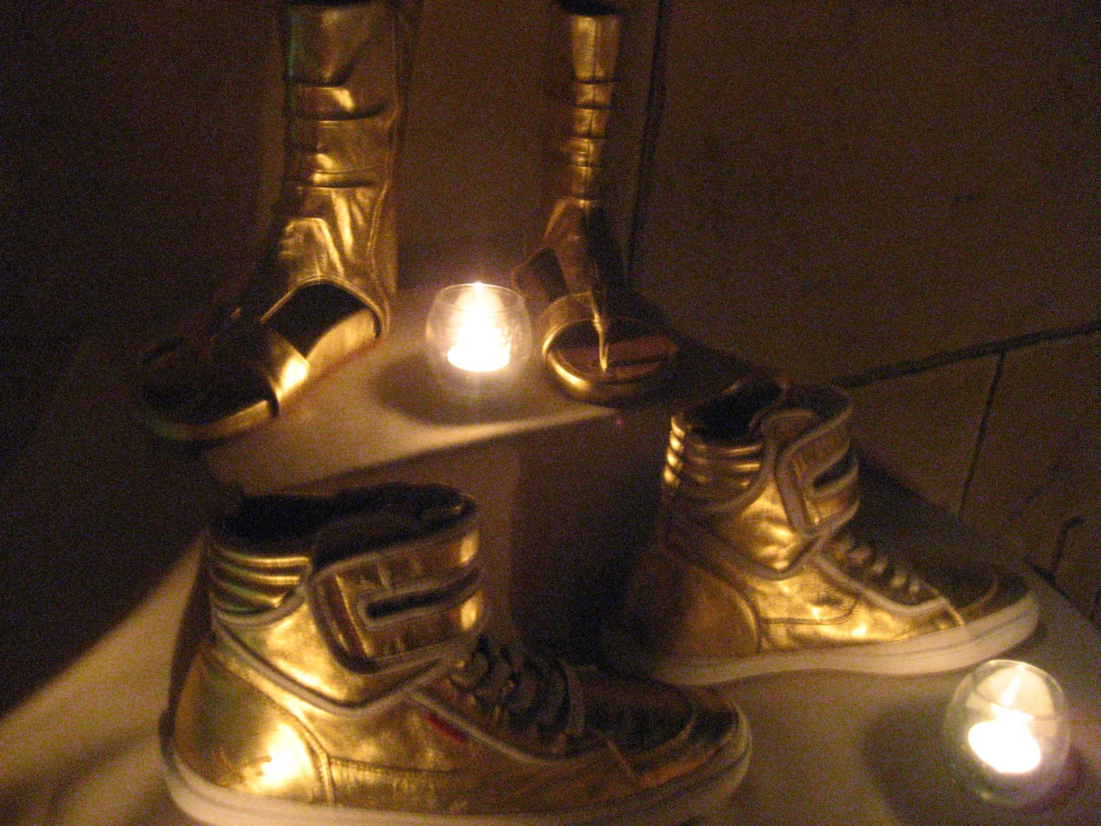 Shoes King Tut J