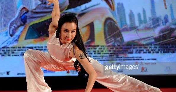 Celebrity Pics Muqi Miya Sexy Pose In Kung Fu Yoga