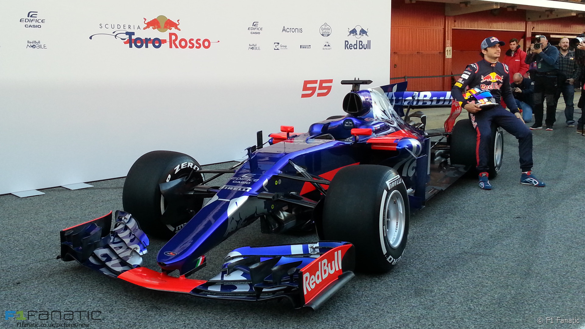 Pictures Toro Rosso Present Their New Car For F1