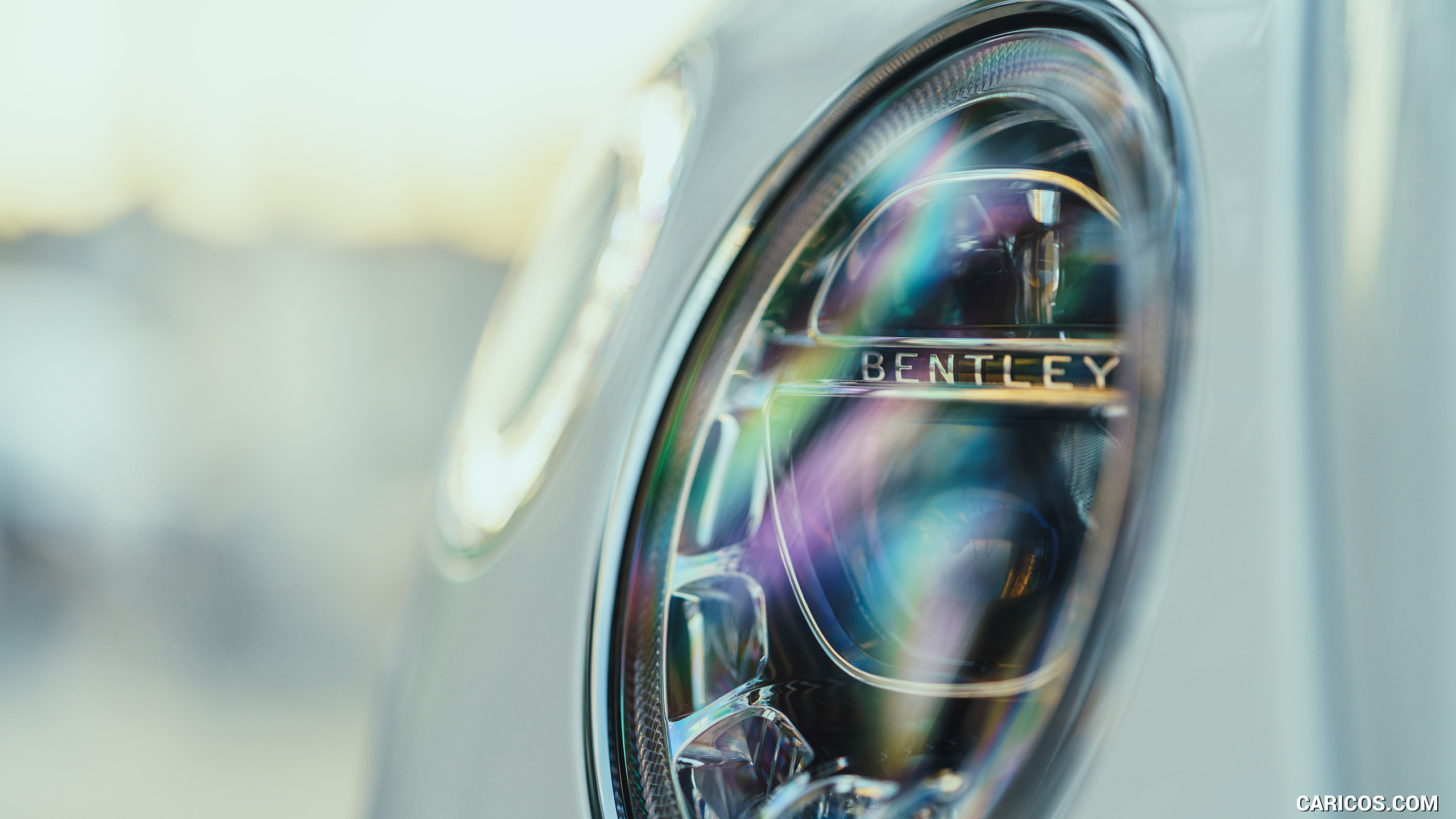 Bentley Bentayga Plug In Hybrid Headlight HD Wallpaper