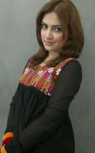 Pakistani simple girl beautiful Pakistani Dresses