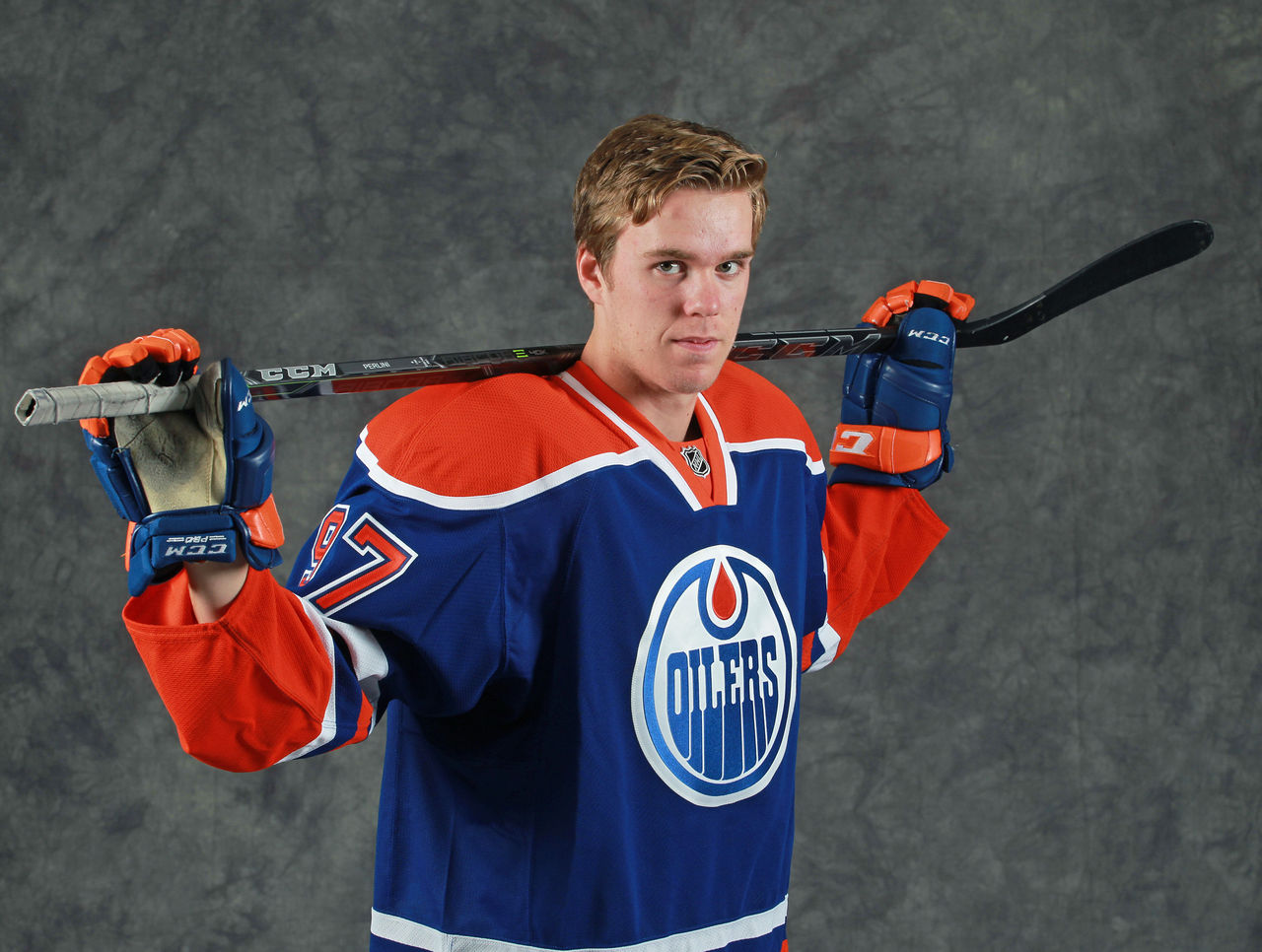 Oilers Gm Sets Point Bar For Connor Mcdavid S Rookie