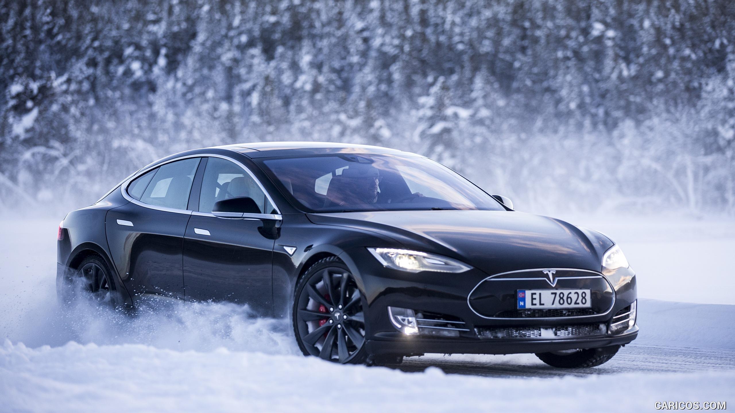 Tesla Model S 2016my In Snow Front