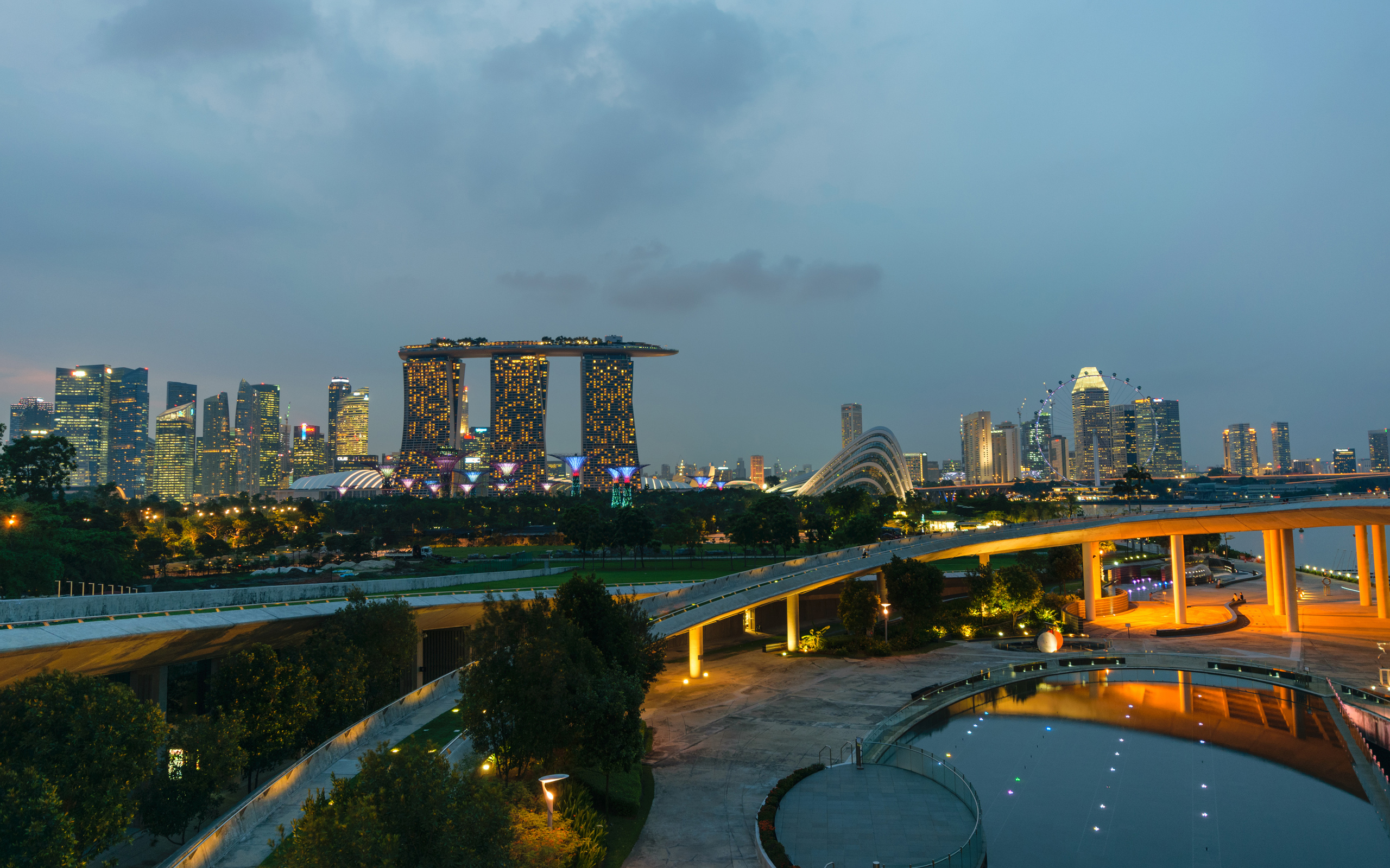 Marina Bay Sands In The Distance Wallpaper