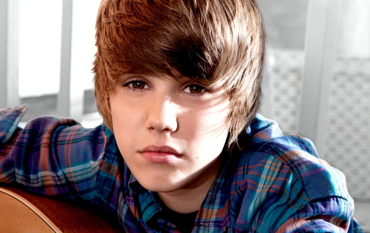 Justin Wallpaper Bieber New Hair
