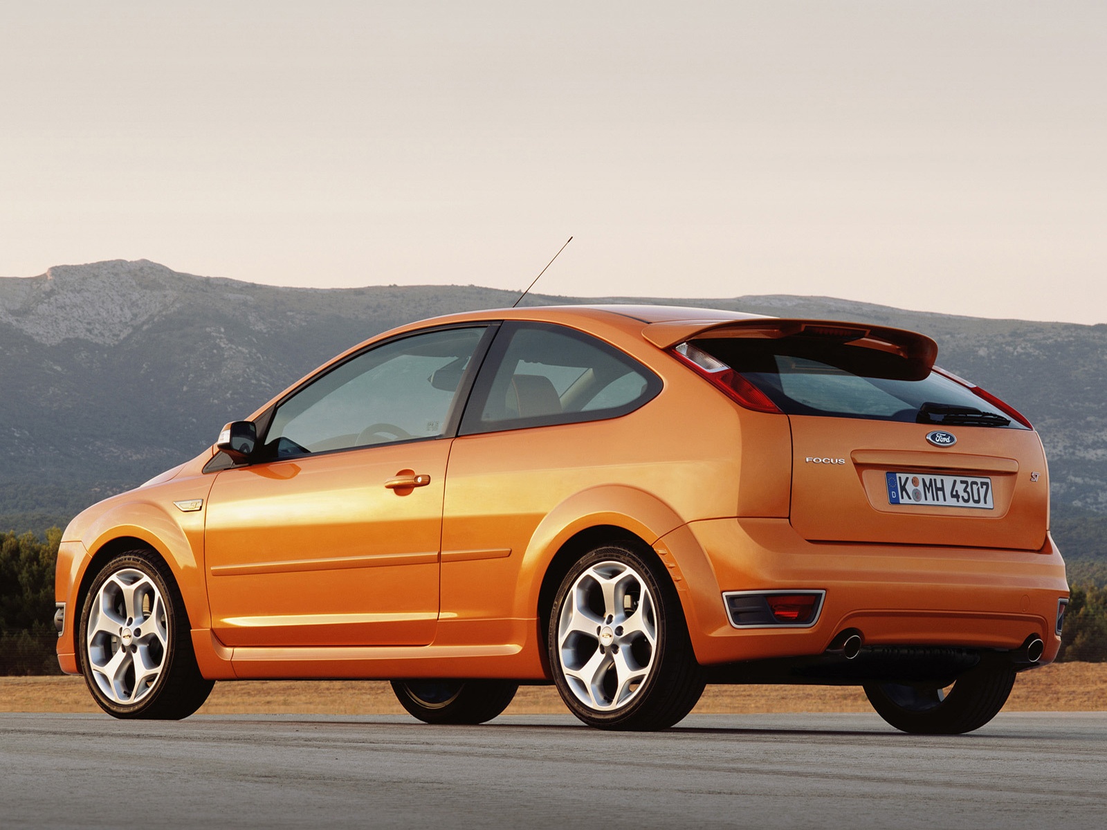 Ford Focus St Wallpaper Stock Photos