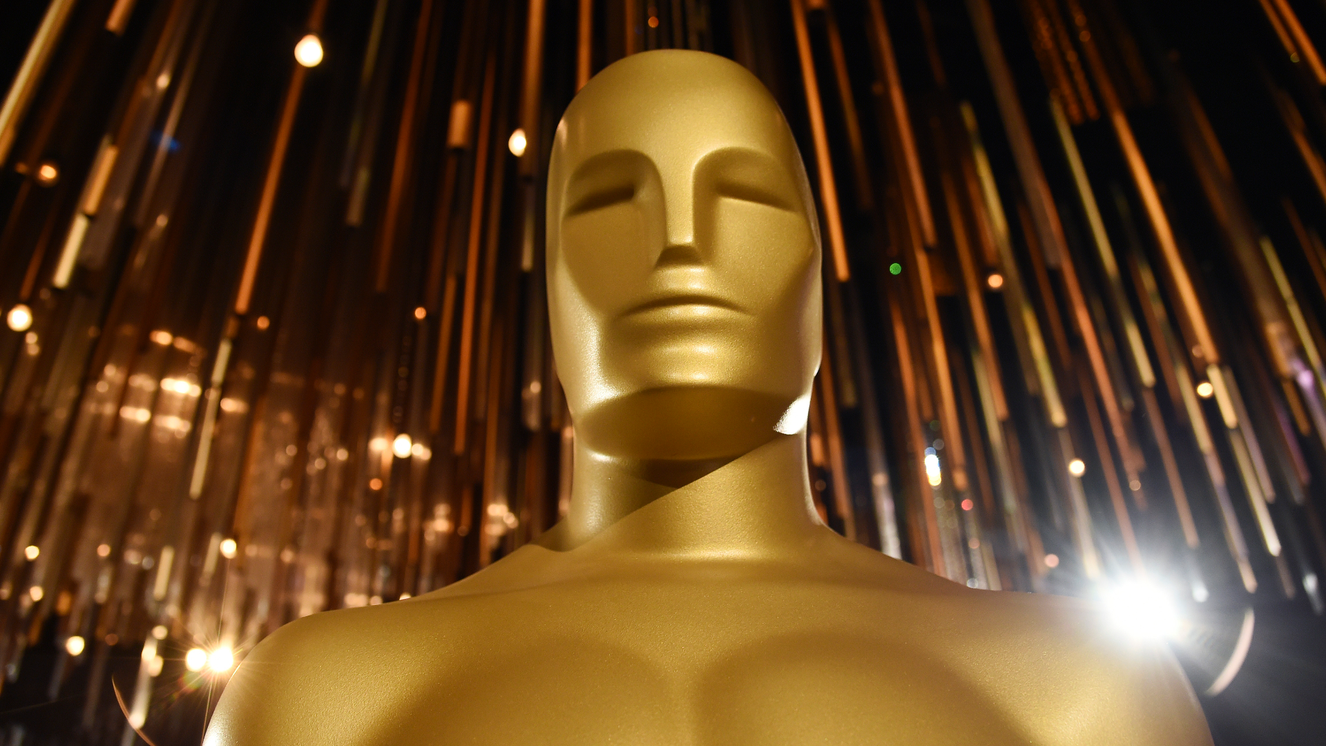 Joaquin Phoenix Wins Best Actor Oscar For Joker Kare11