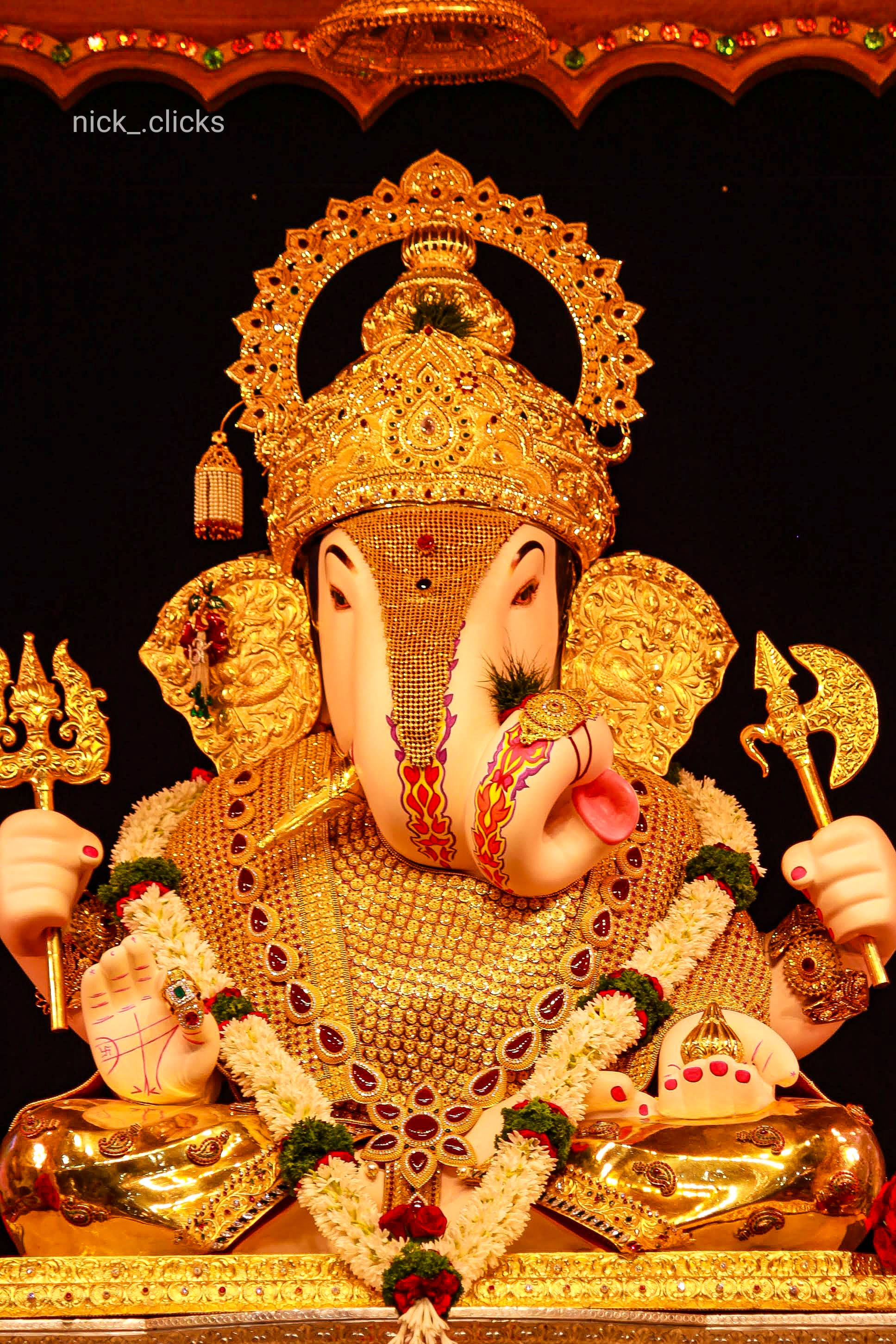 Golden Ganesh iPhone Wallpaper