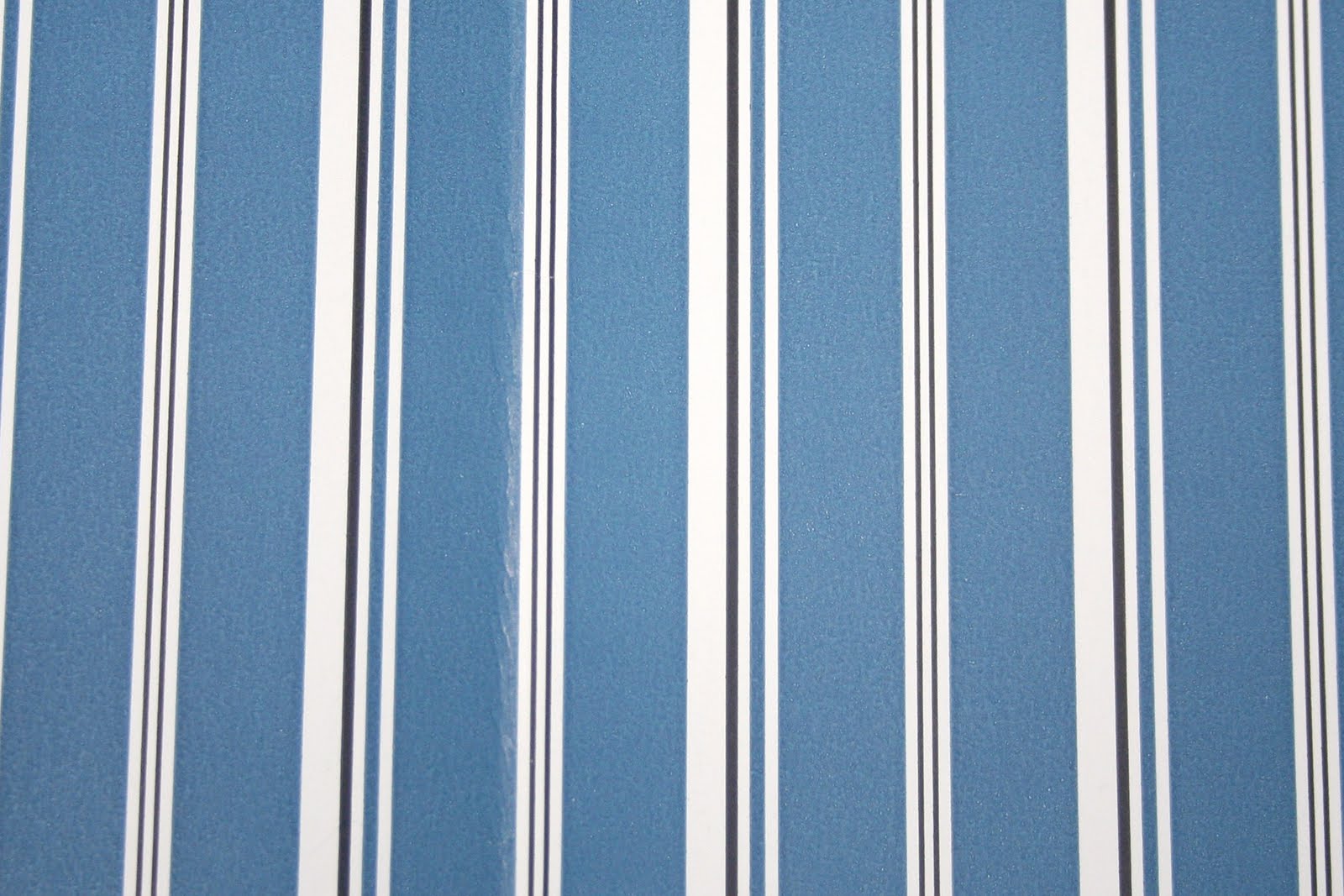 Ralph Lauren Wallpaper Laurelton Porcelain Blue This Is On Display