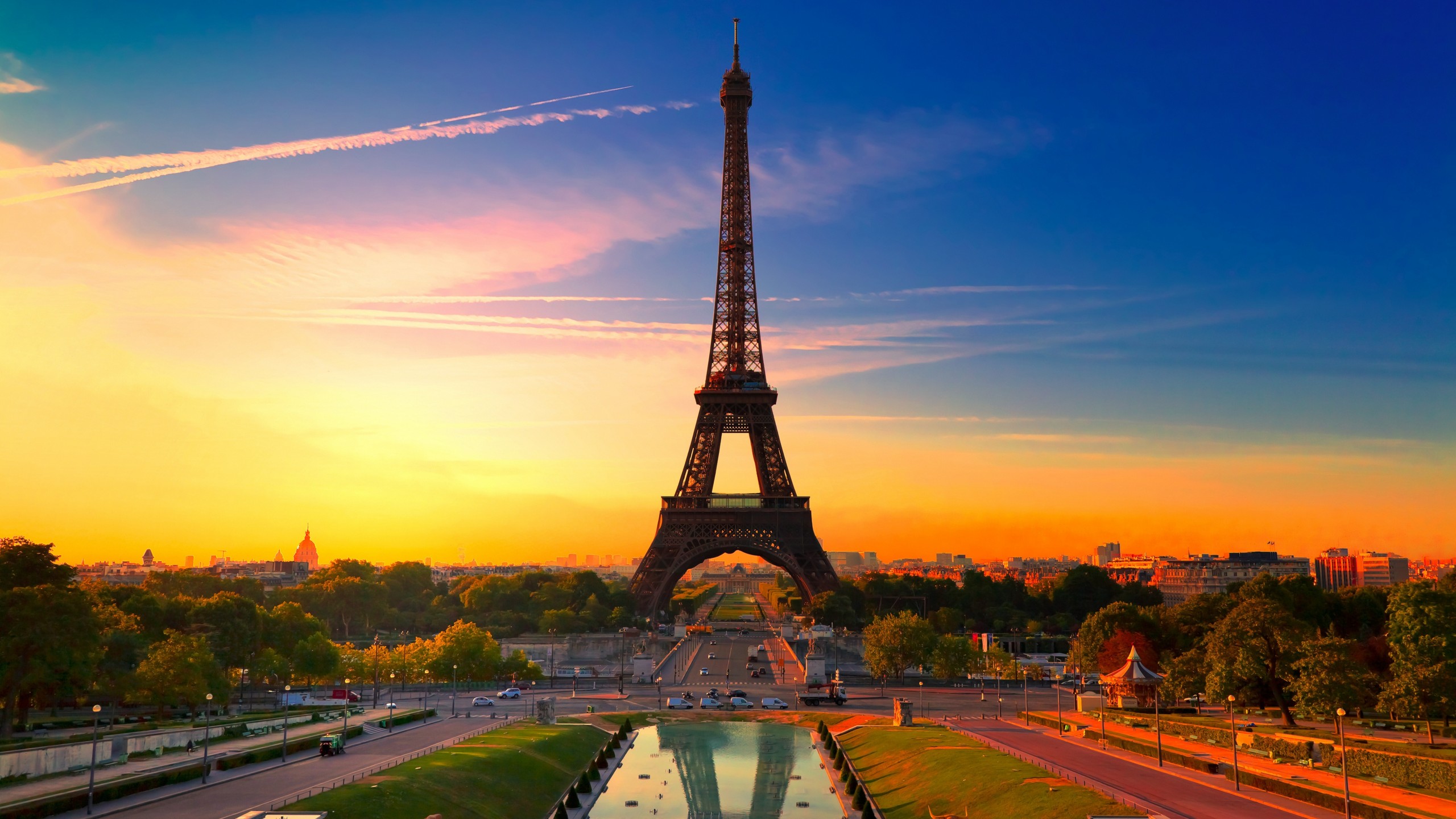 Eiffel Tower Paris France 4k 8k Langpair