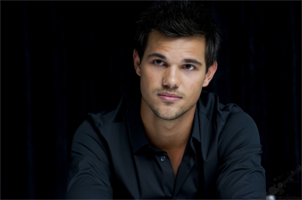 Taylor Lautner HD Wallpaper Background