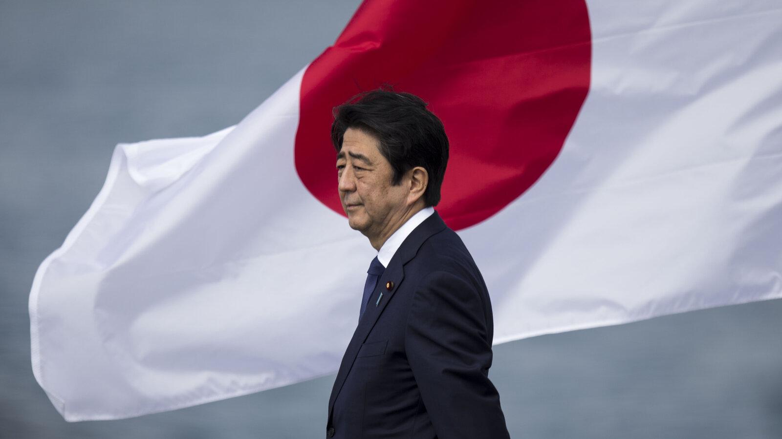 Who Is Shinzo Abe Japan S Departing Prime Minister The New