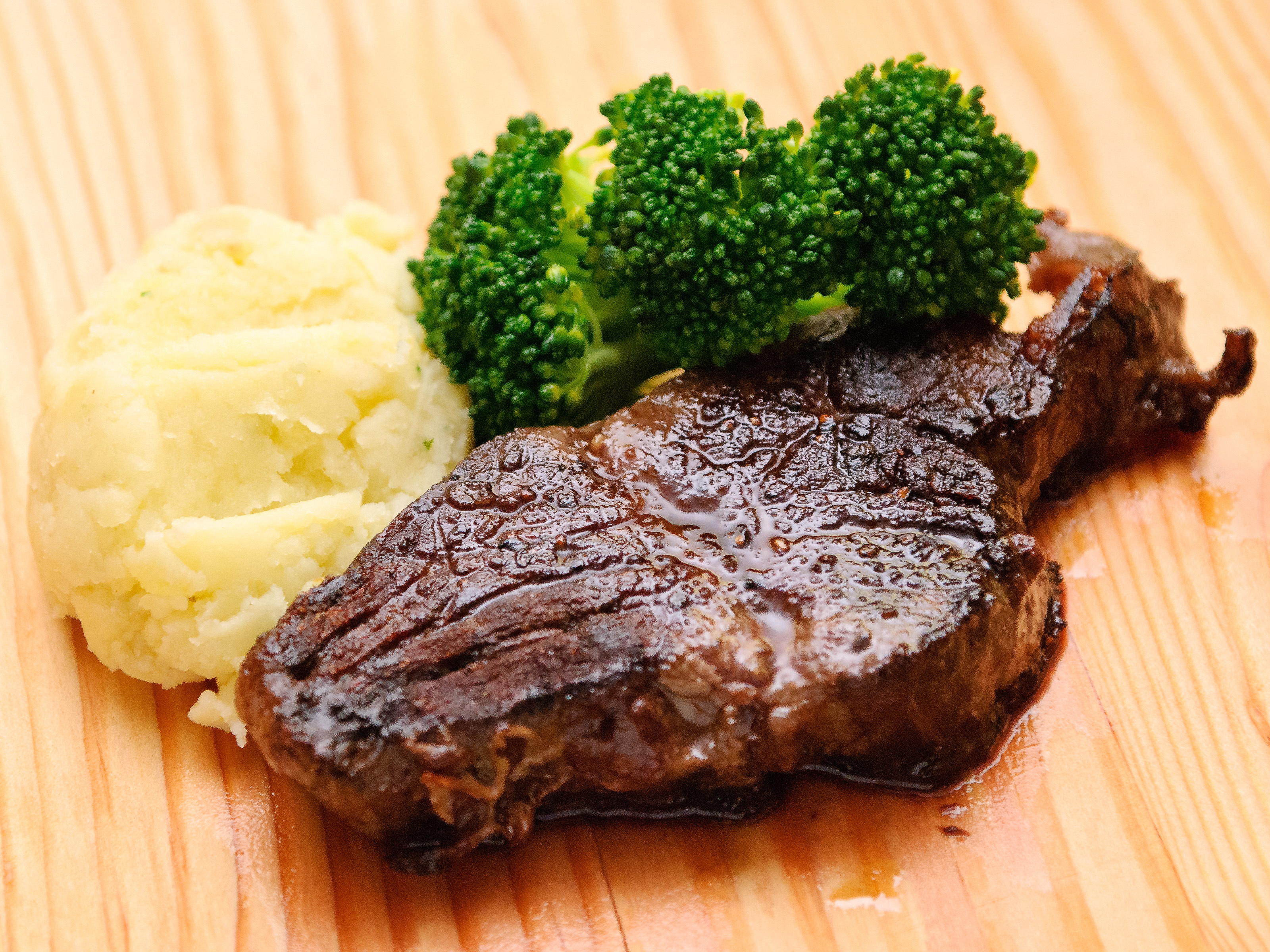 Beef Steak Wallpaper Image Photos Pictures Background