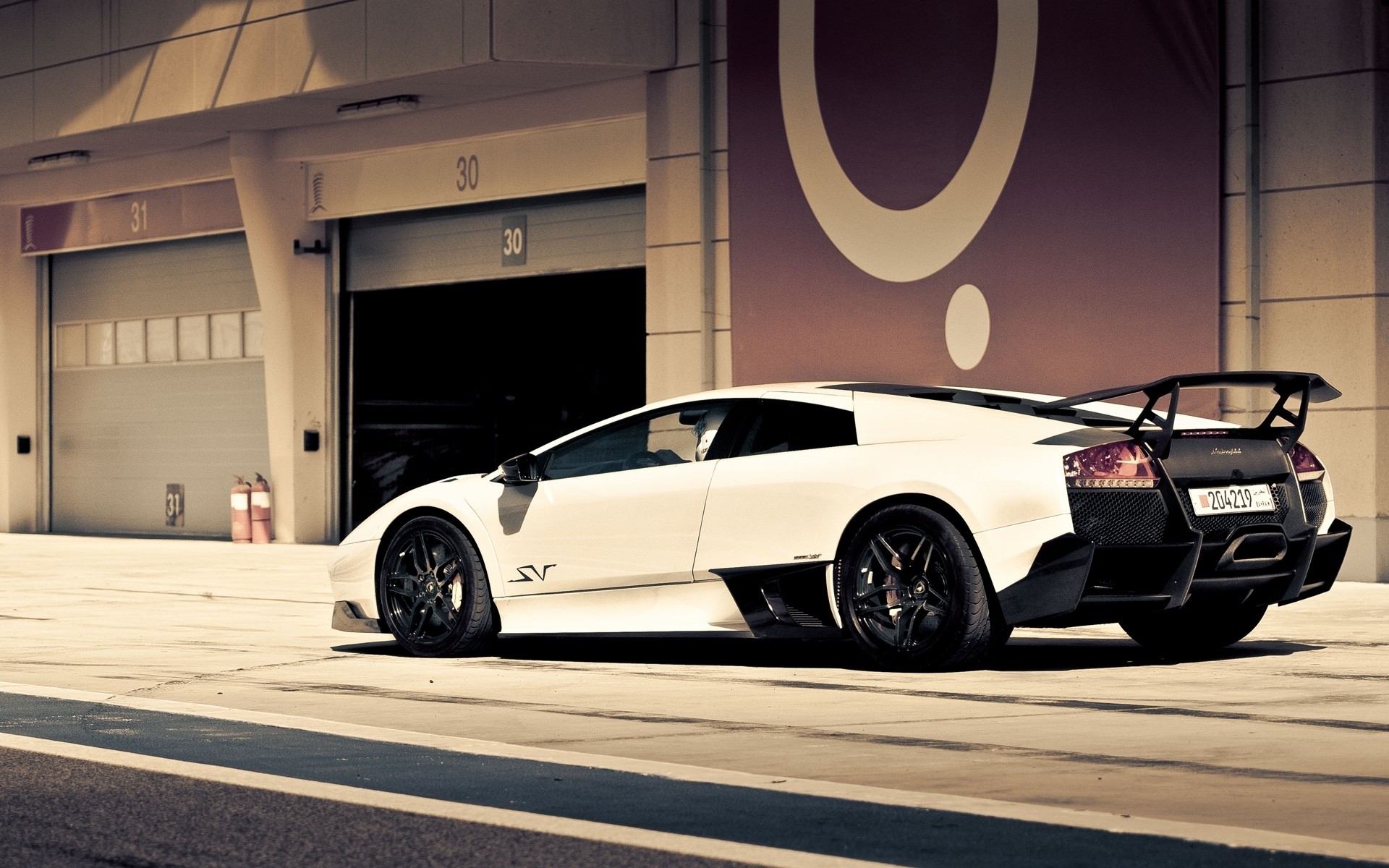 Wallpaper Full HD 1080p 1080i Lamborghini White Rear