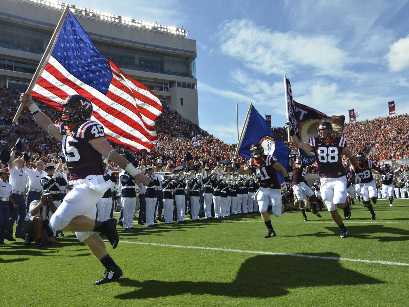 Virginia Tech S Enter Sandman Entrance The Best Things About