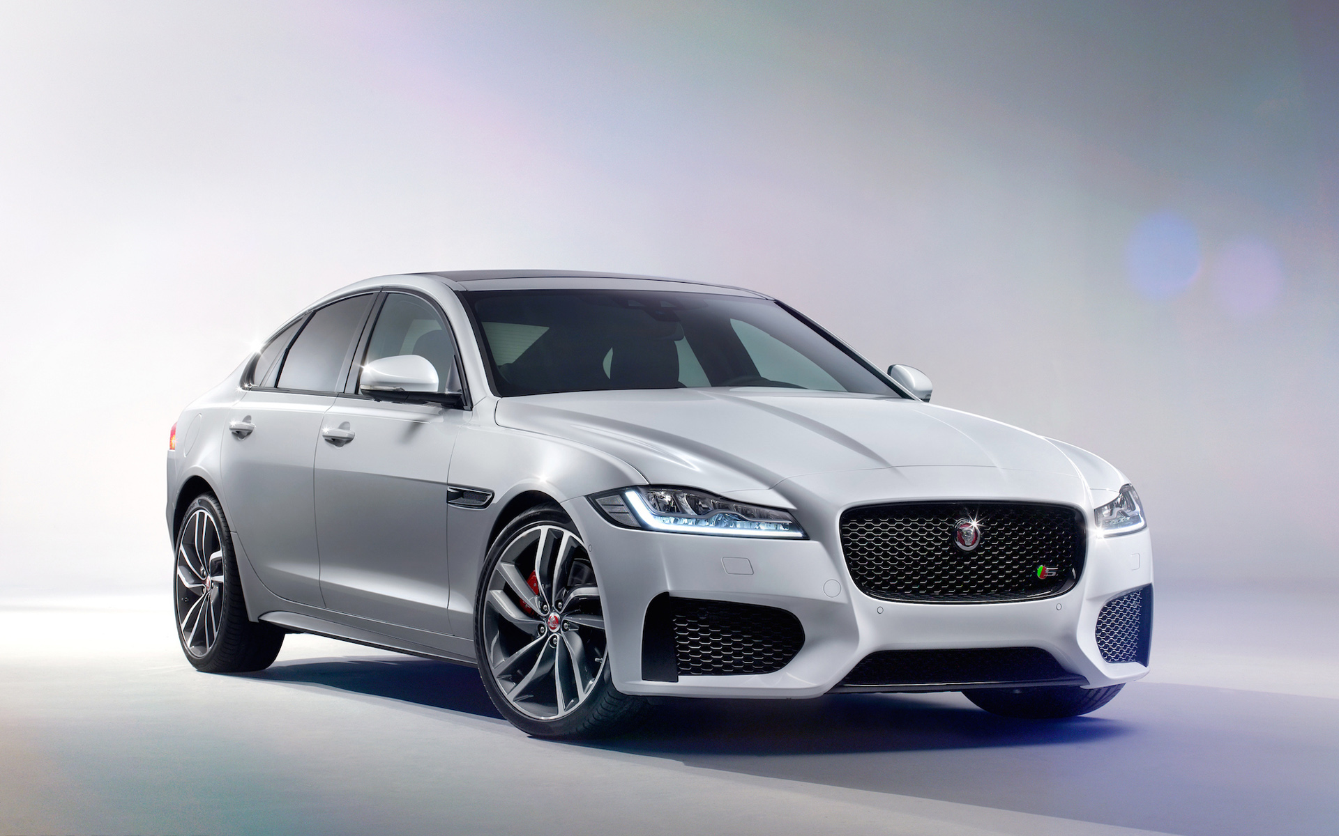 Jaguar Xf F Type Door Wallpaper