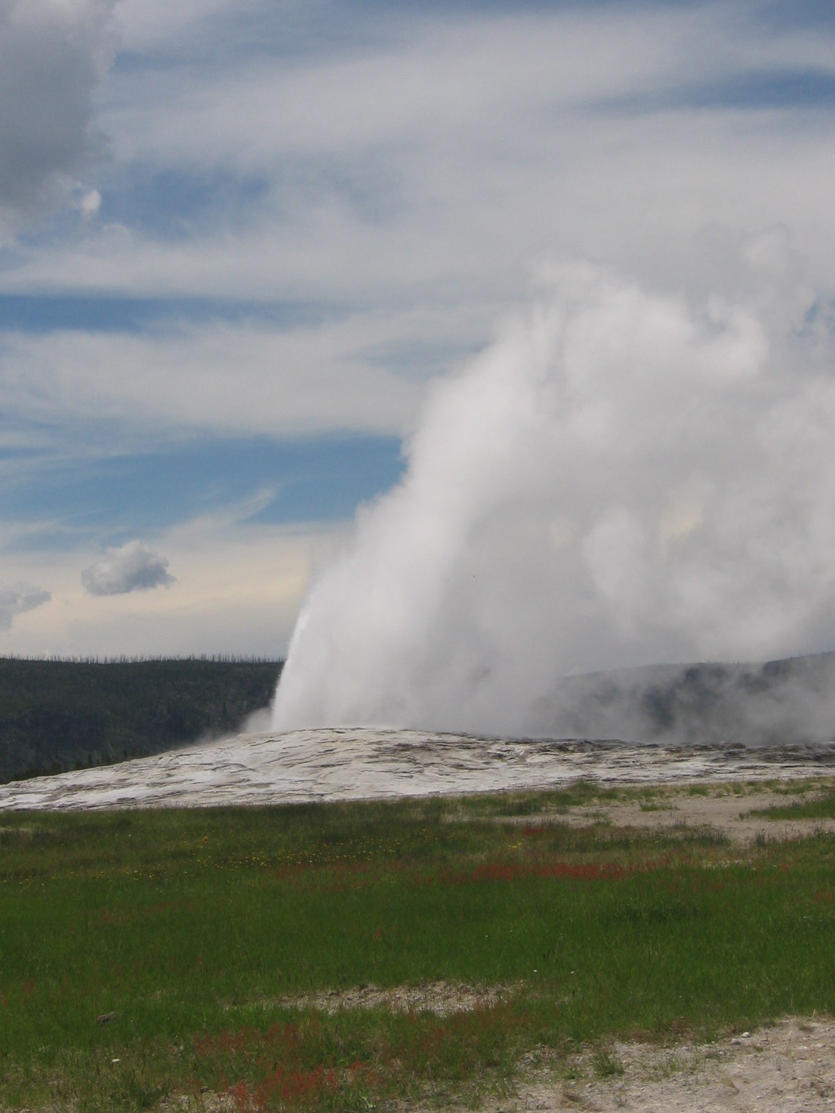 Yellowstone National Park Image Old Faithful HD Wallpaper And