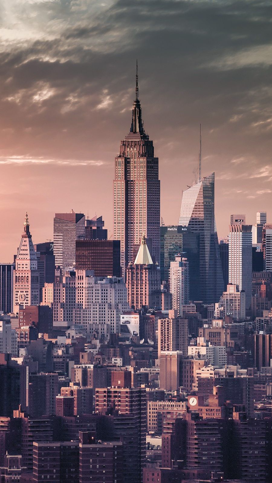 Manhattan Skyscrapers New York iPhone Wallpaper In