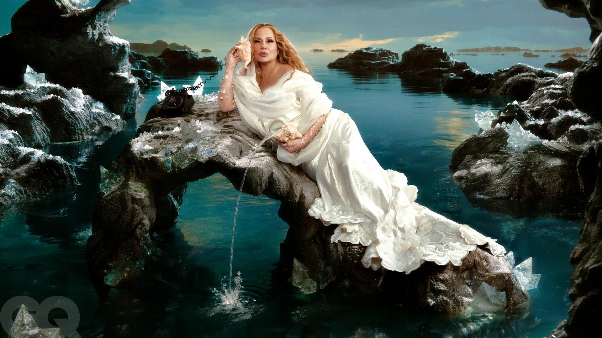 Jennifer Coolidge I Wasn T Being Offered Leads Before White