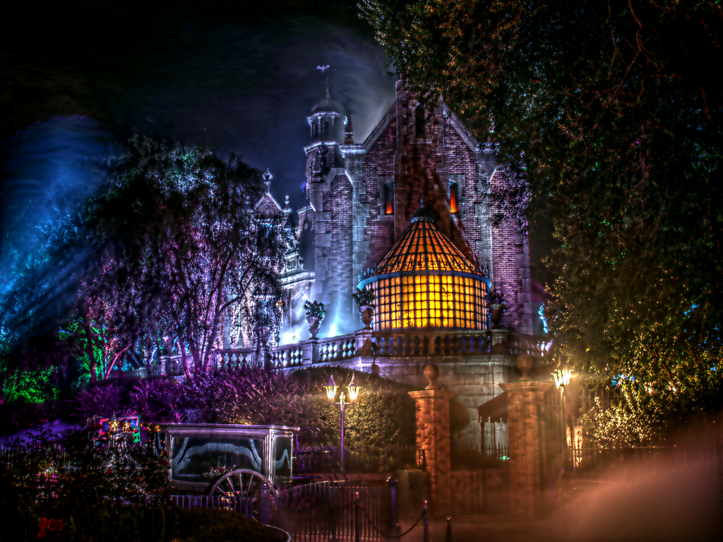 Haunted Mansion Wallpaper Theme Park