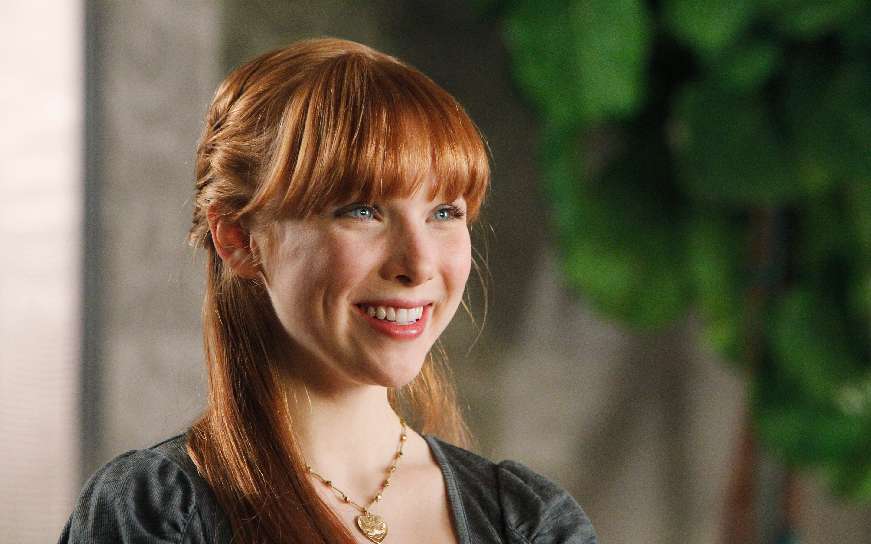 Molly Quinn Wallpaper Pictures Image