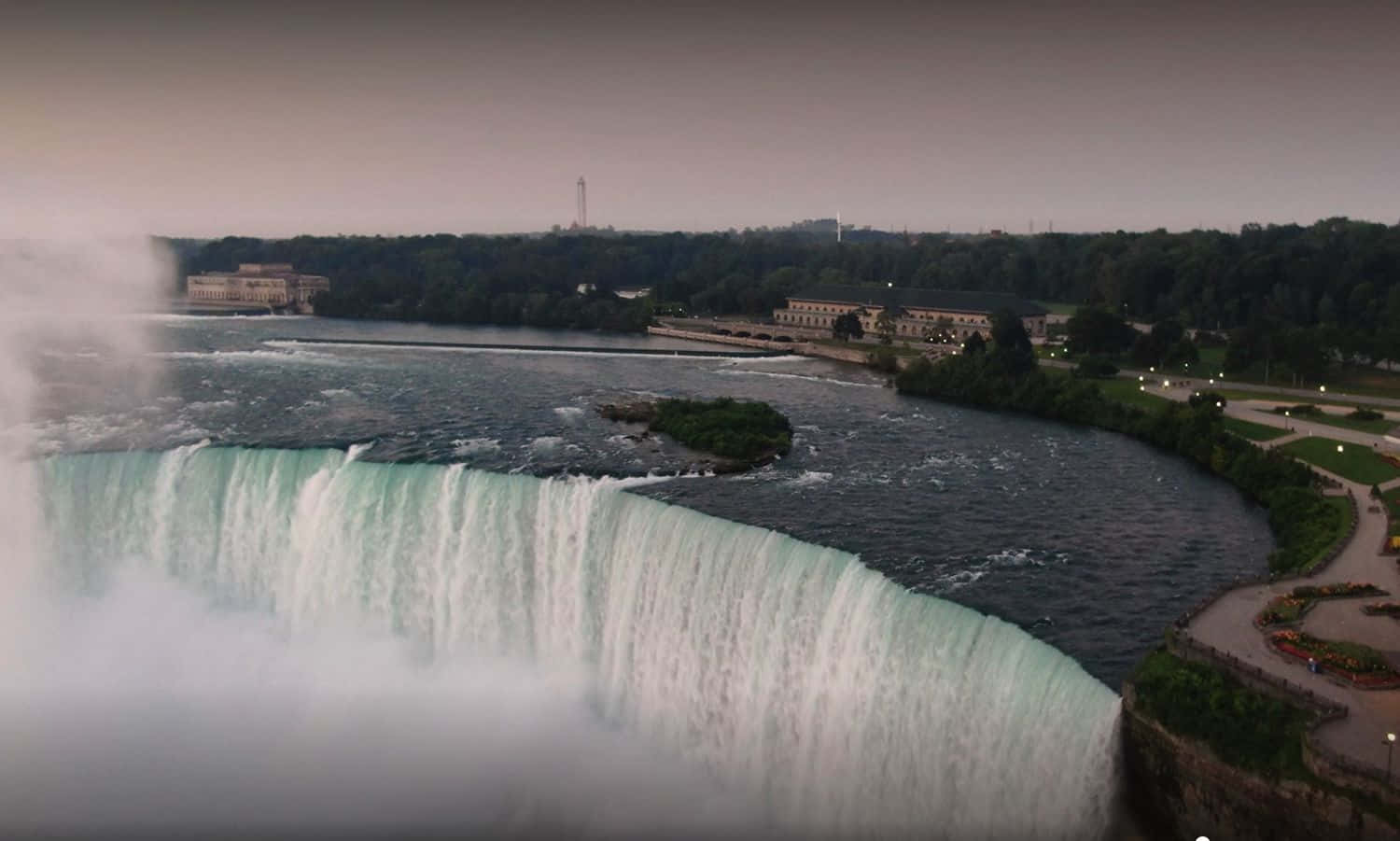 Niagara Falls In Canada Wallpaper