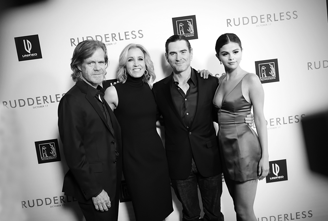 Wallpaper Selena Gomez Men William H Macy Rudderless Billy