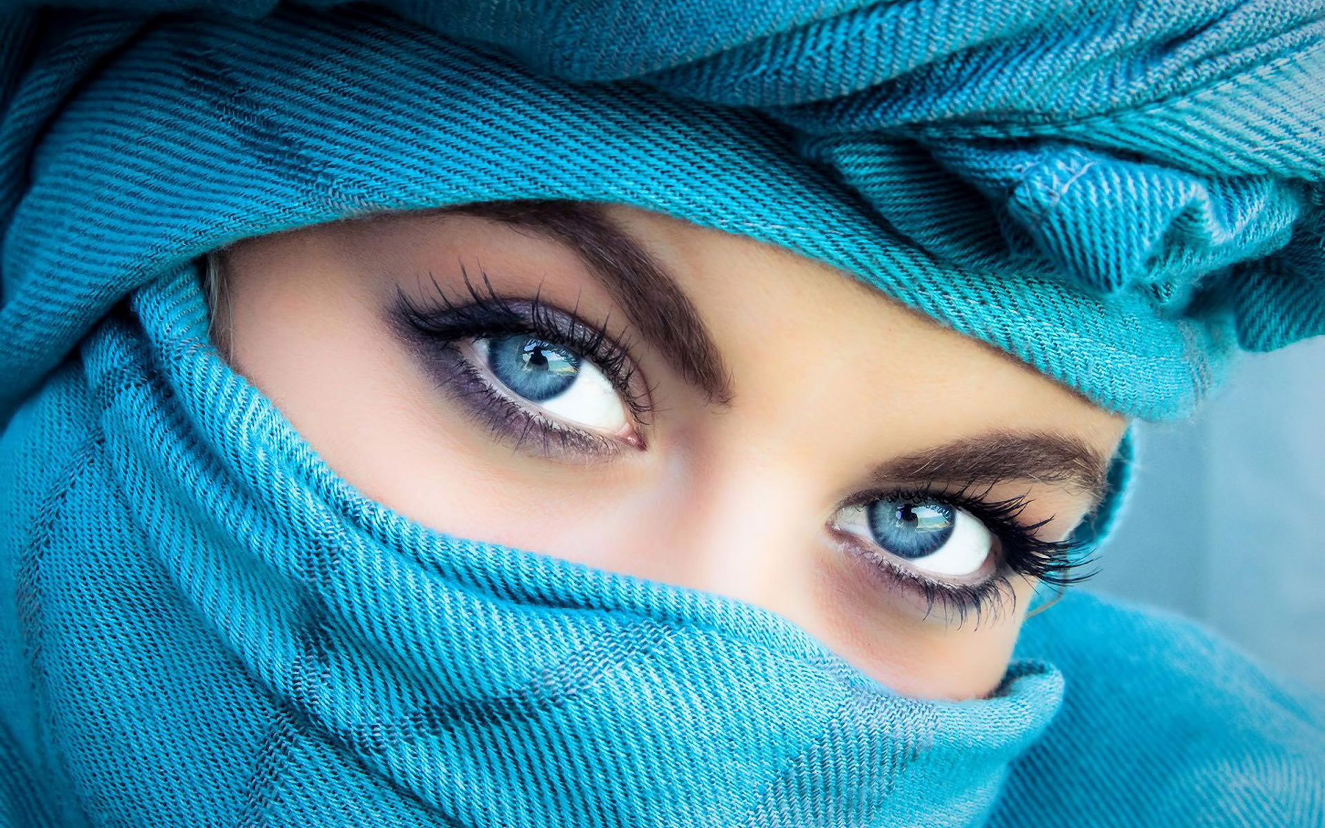 Blue Eyed Girl Wearing A Veil HD Desktop Wallpaper Background