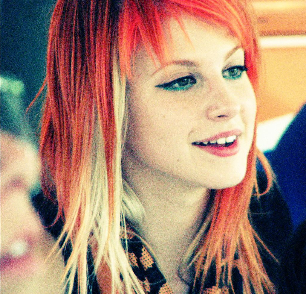 Hayley Williams Paramore Wallpaper Widescreen Background