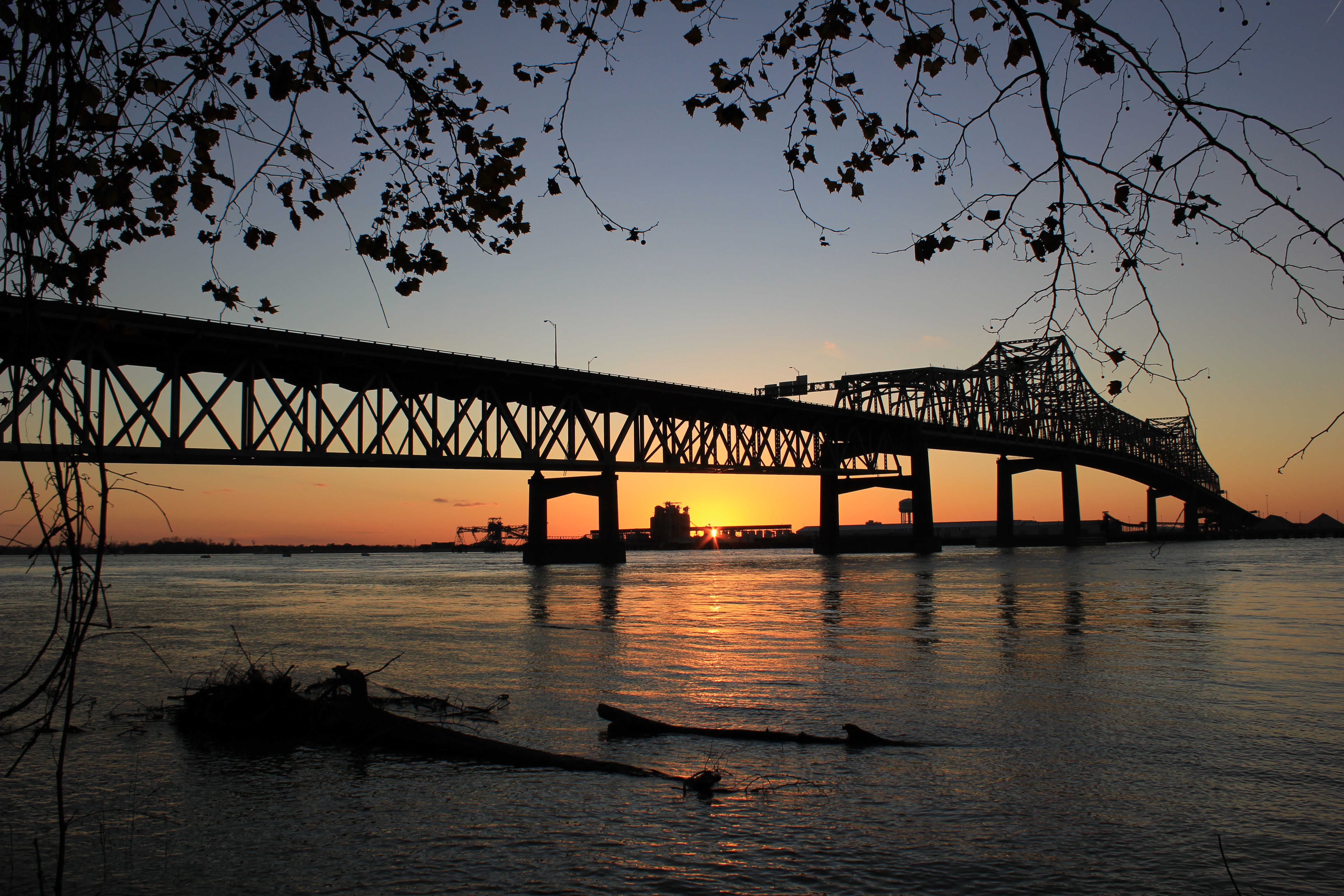 Puente De Mississippi Baton Rouge Wallpaper