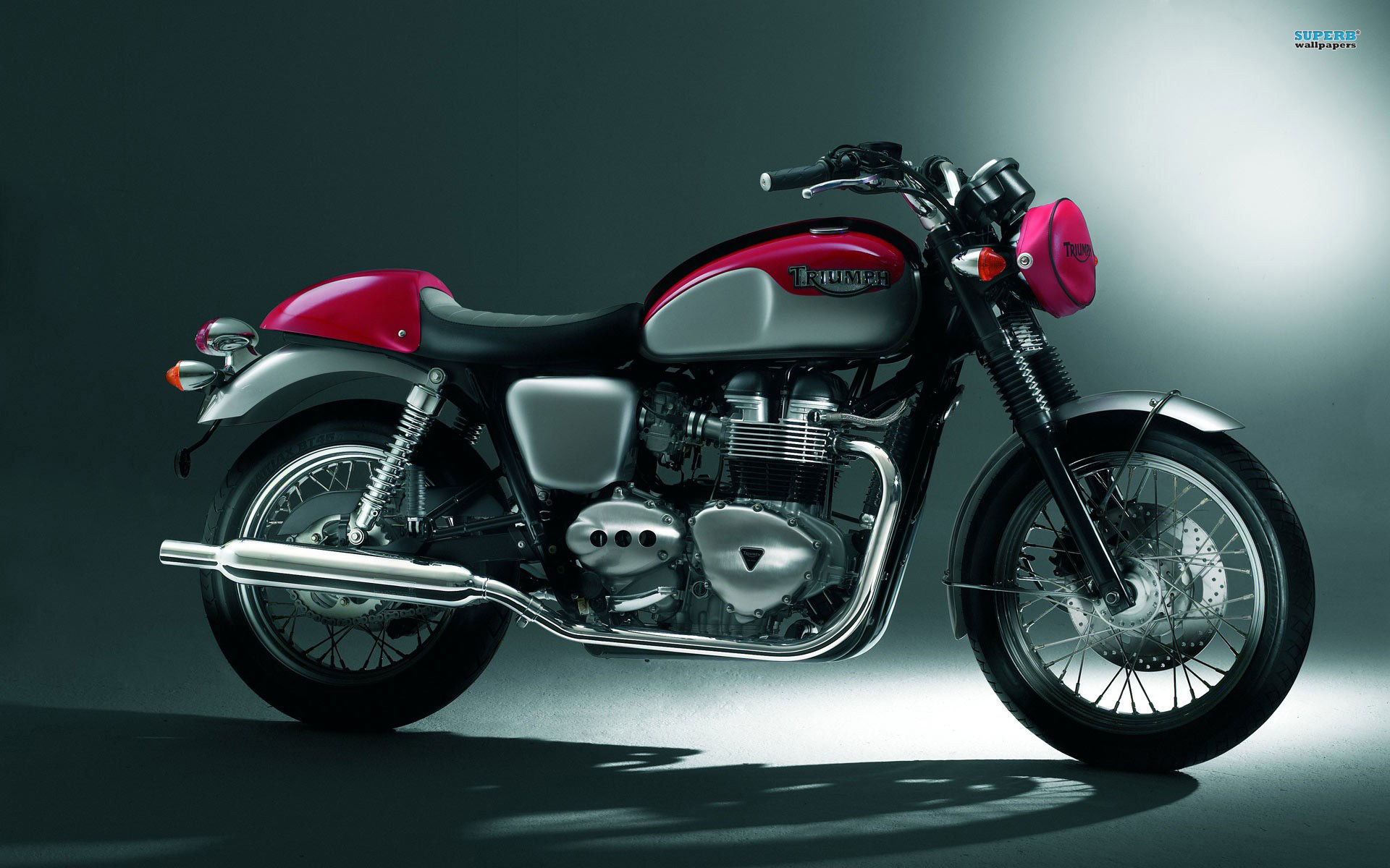 Triumph Bonneville Motorcycle With Resolutions Pixel