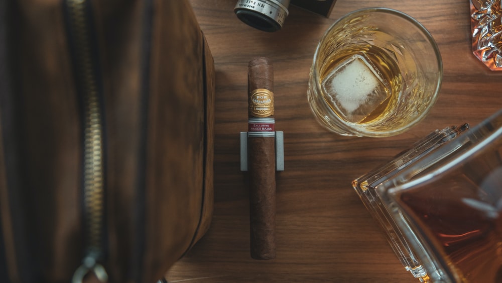 Cuban Cigar Pictures Image
