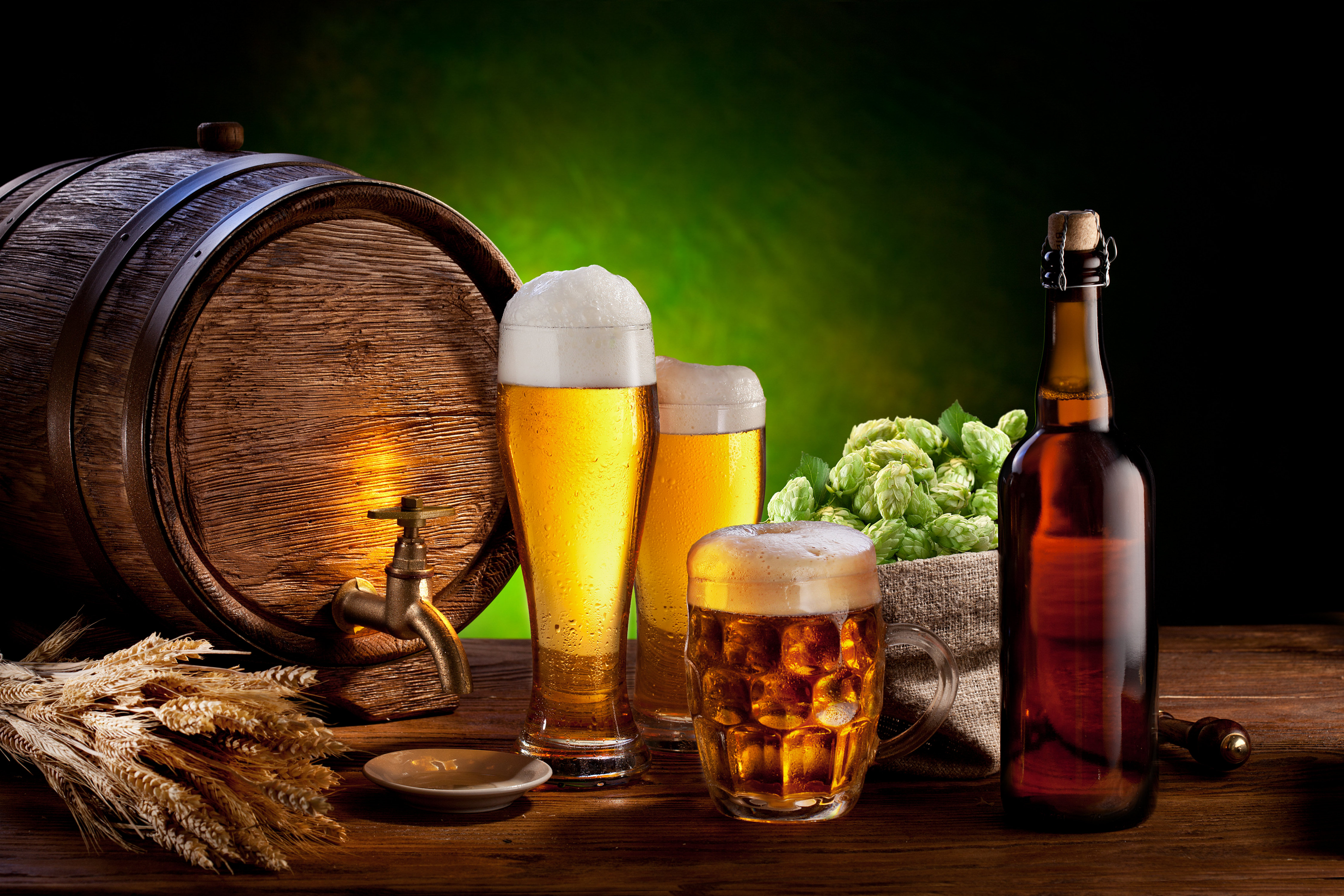 Barrel Glass Bottle Food Beer 4k Ultra HD Wallpaper