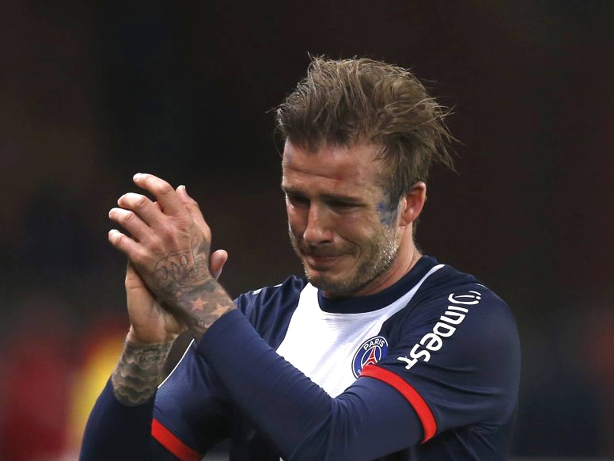 Download David Beckham Sad In Farewell HD Wallpaper 3940 Full Size