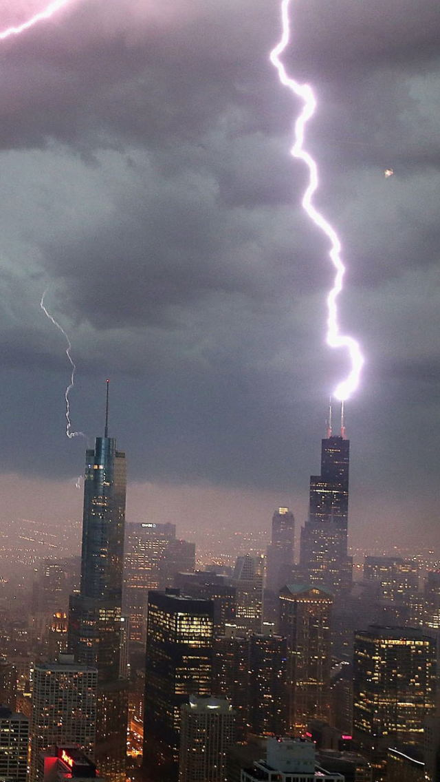 Severe Weather Wallpaper Willis Tower
