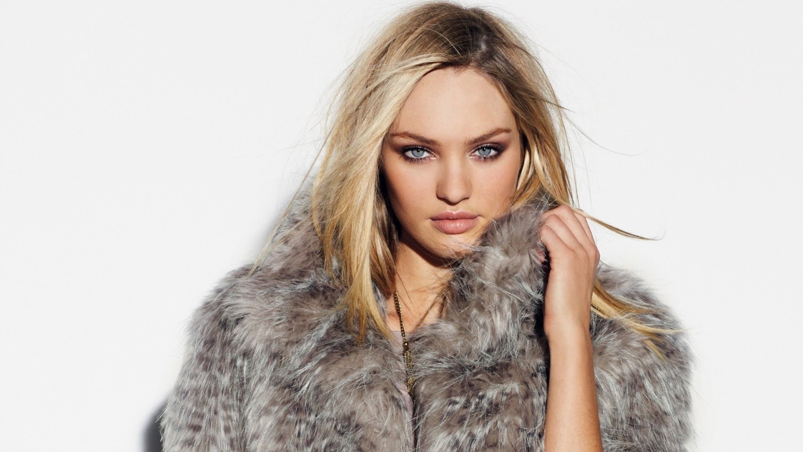 Candice Swanepoel Wallpaper 1080p Fur Coat