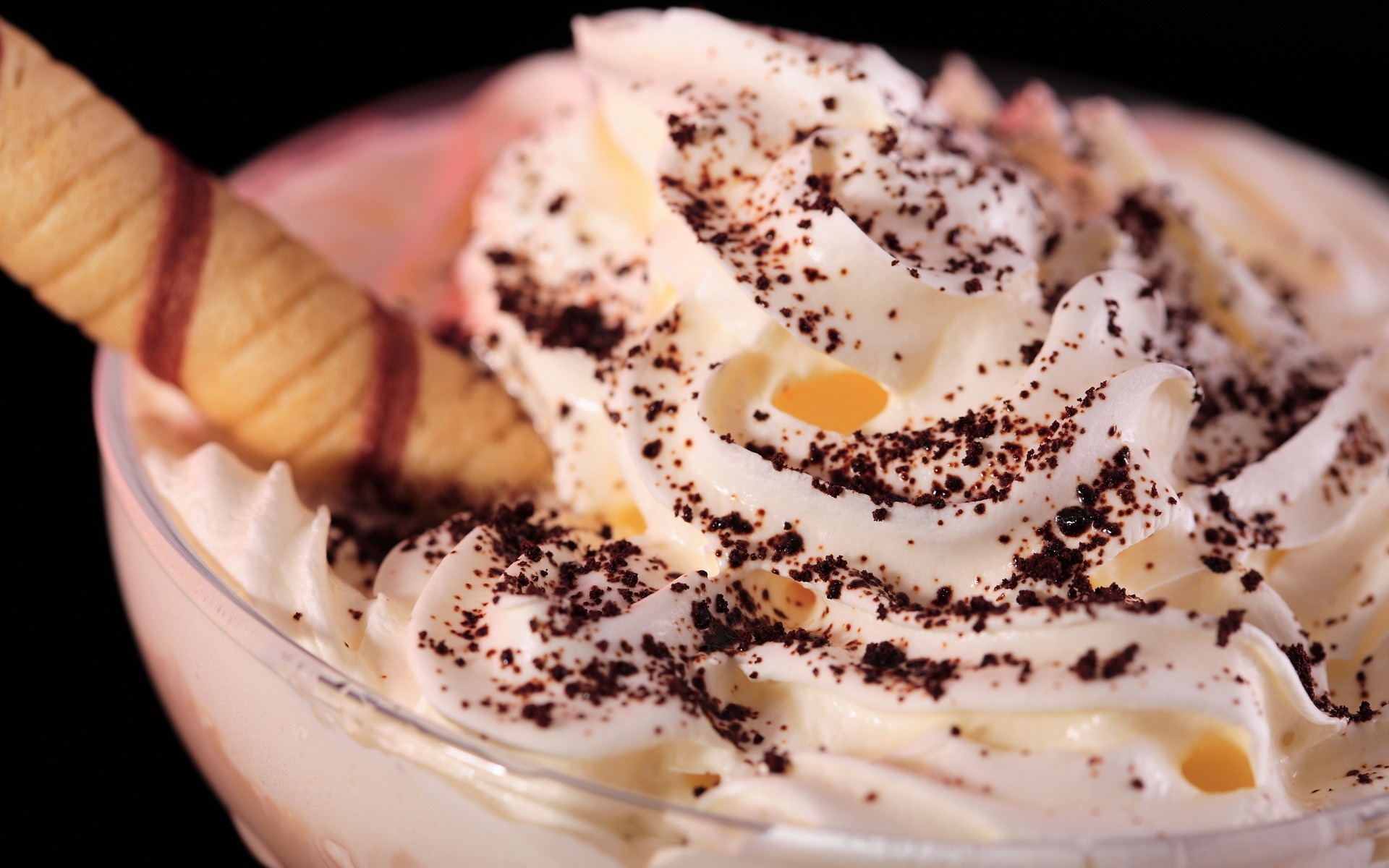 Ice cream with chocolate crumbs wallpapers and images   wallpapers