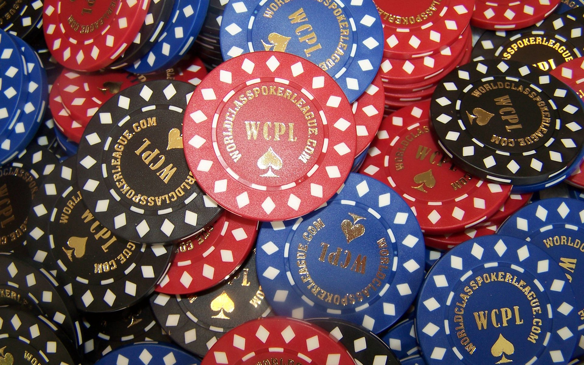 Miscellaneous Diamond Poker Chips Picture Nr