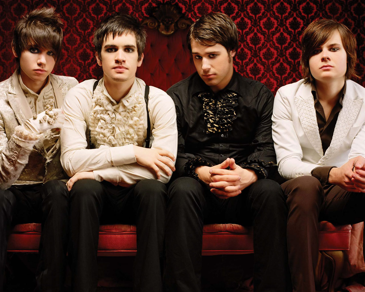 Ryan Ross Hasn T Ruled Out Reunion With Panic At The