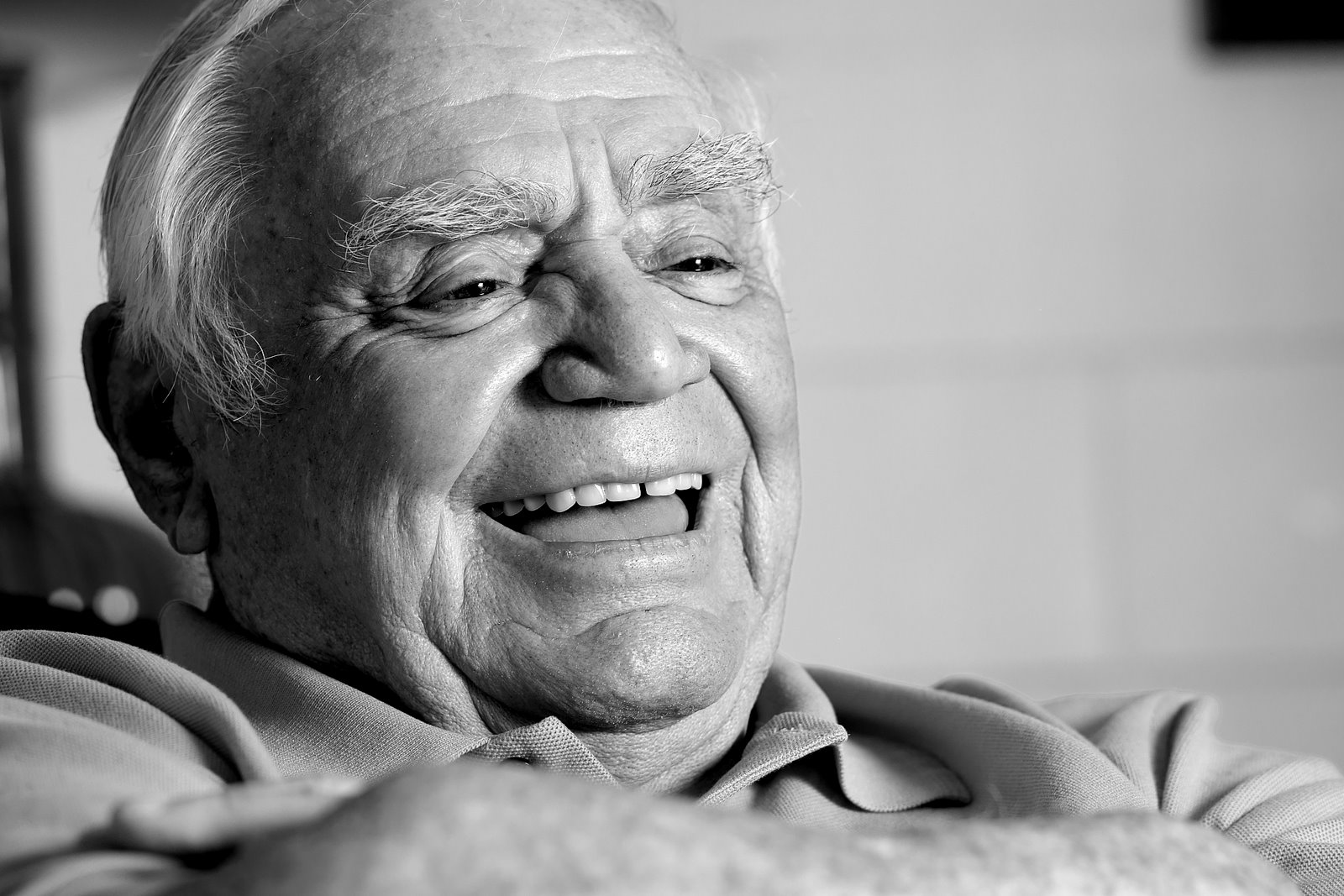 Ernest Borgnine HD Wallpaper