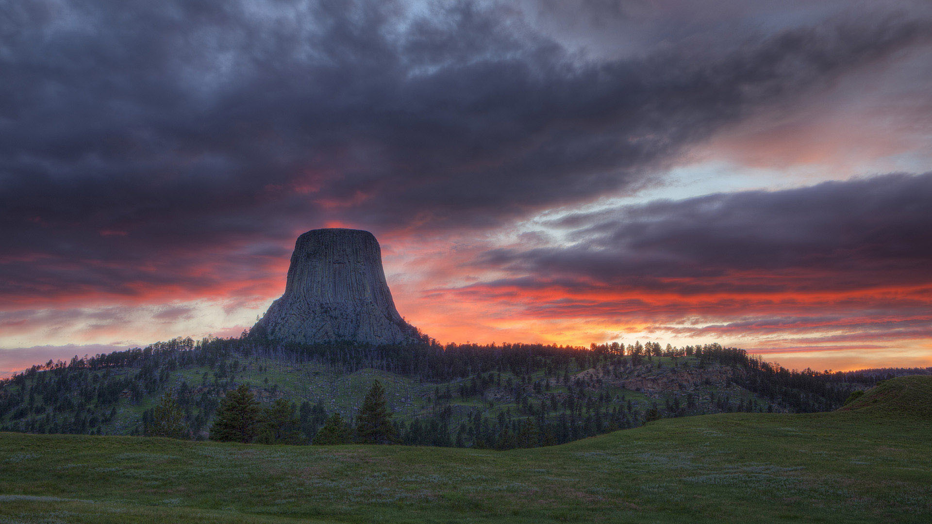 Devil S Tower National Monument Wyoming Wallpaper