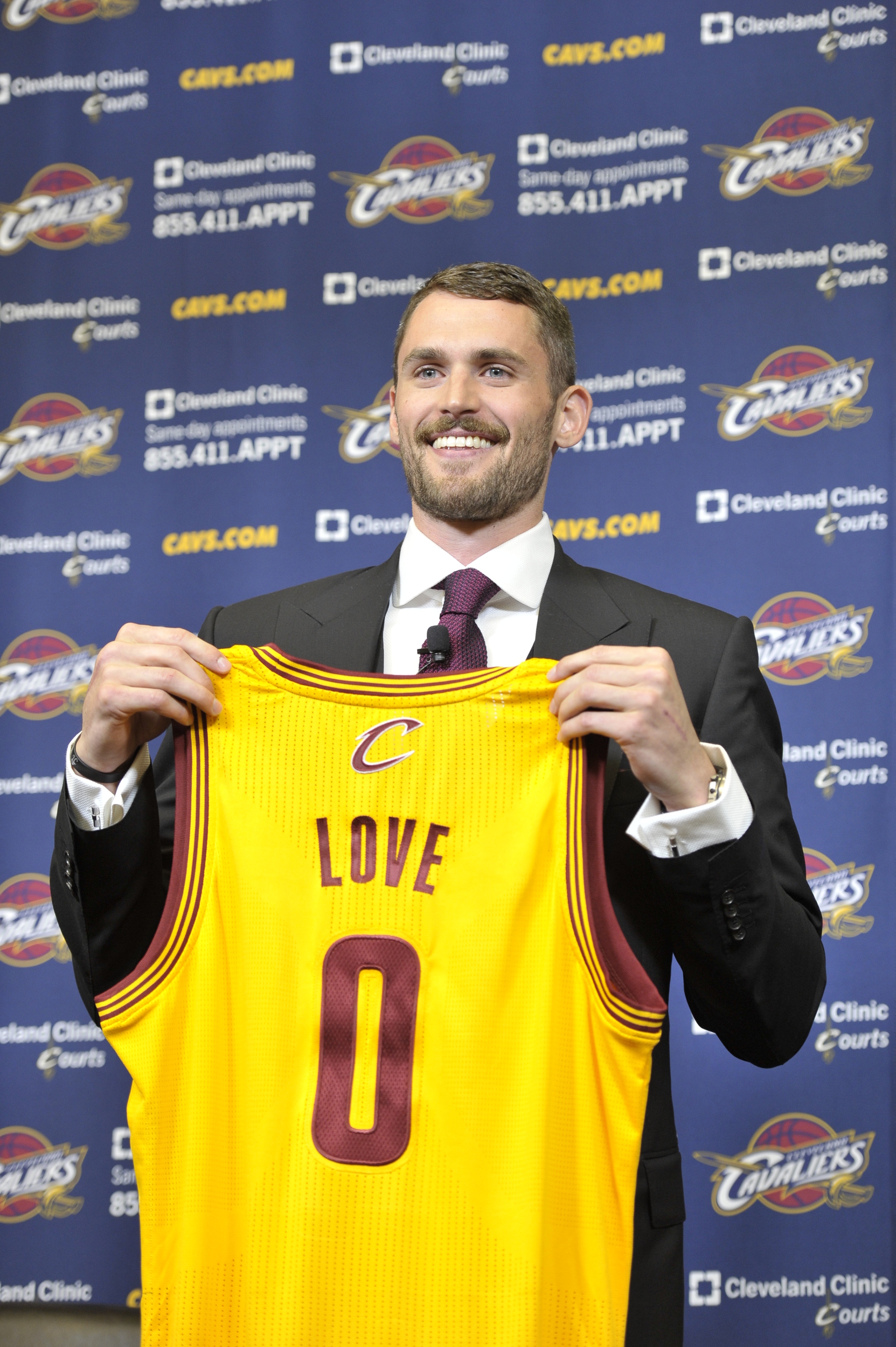 Kevin Love Introduced By Cleveland Cavaliers Aol