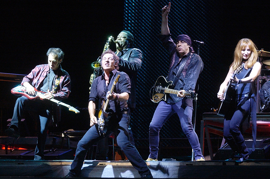 Bruce Springsteen And The E Street Band Wallpapers Music Pictures Pics