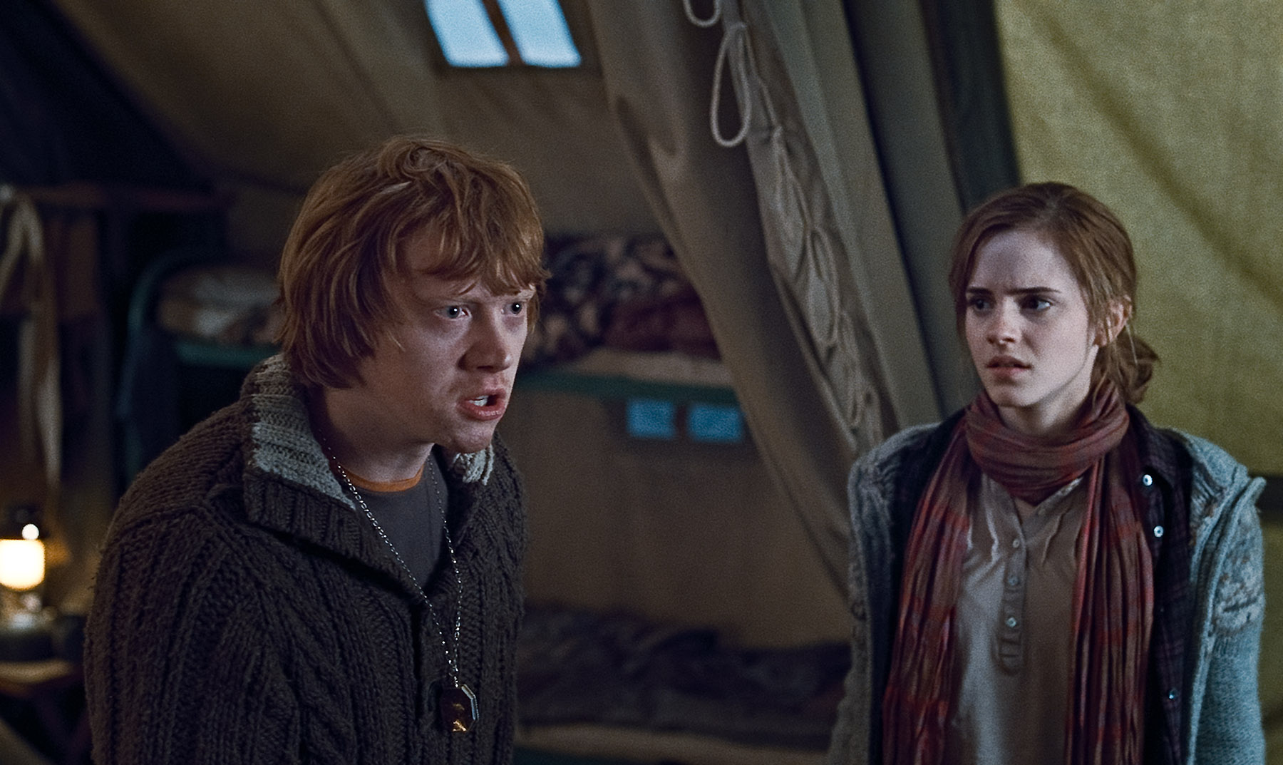 Ron And Hermione From Harry Potter Deathly