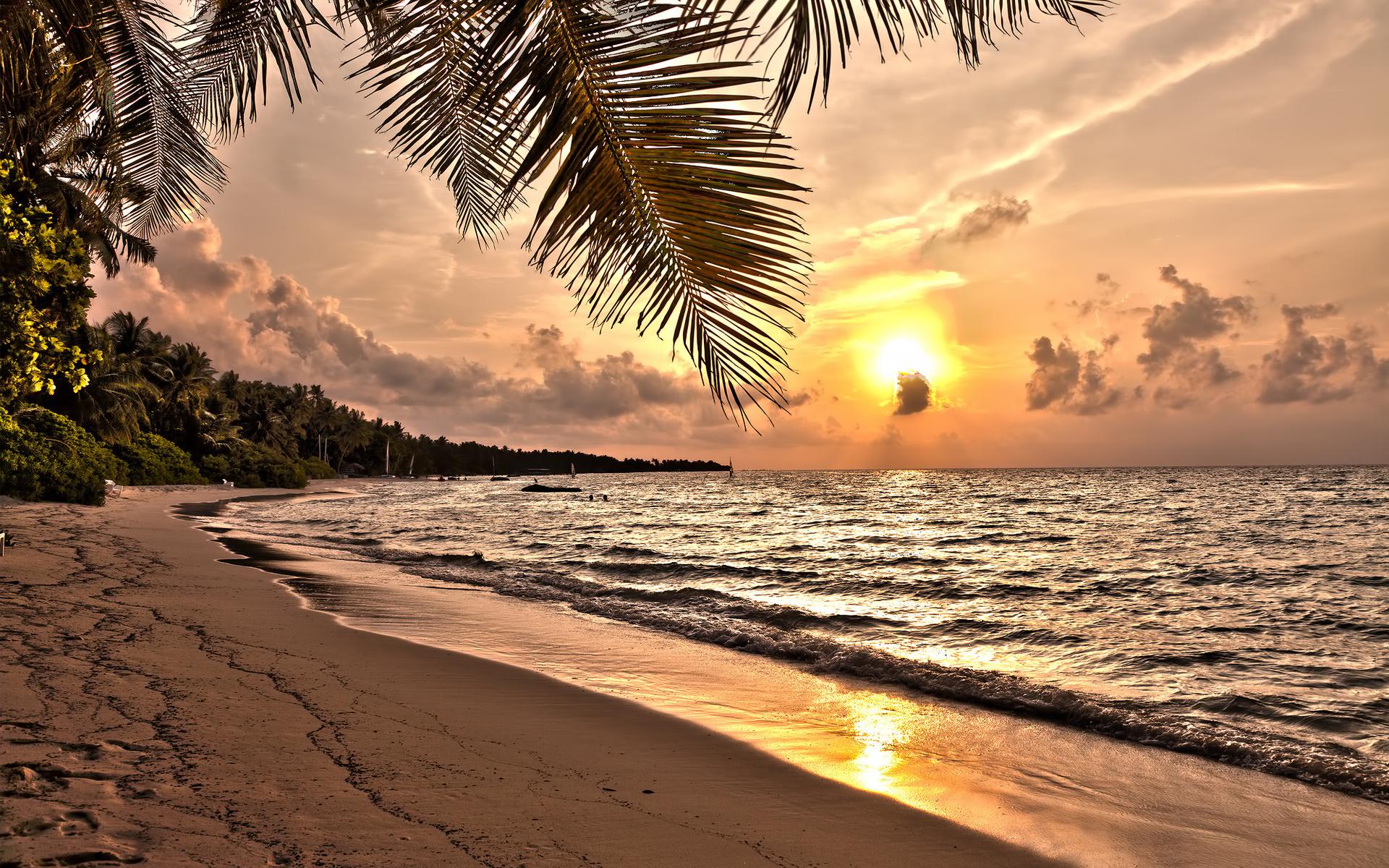 Magnificent Sunset Over Tropical Beach Hd Wallpaper Wallpaper List